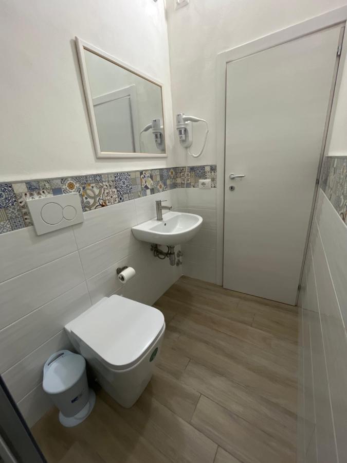 B&B Regina Rooms Авола Екстер'єр фото