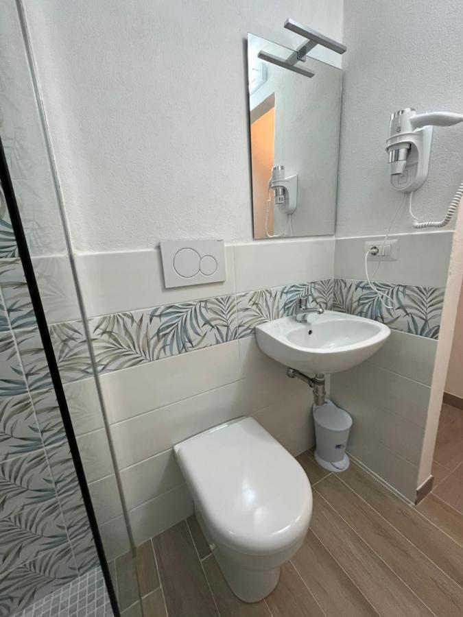 B&B Regina Rooms Авола Екстер'єр фото
