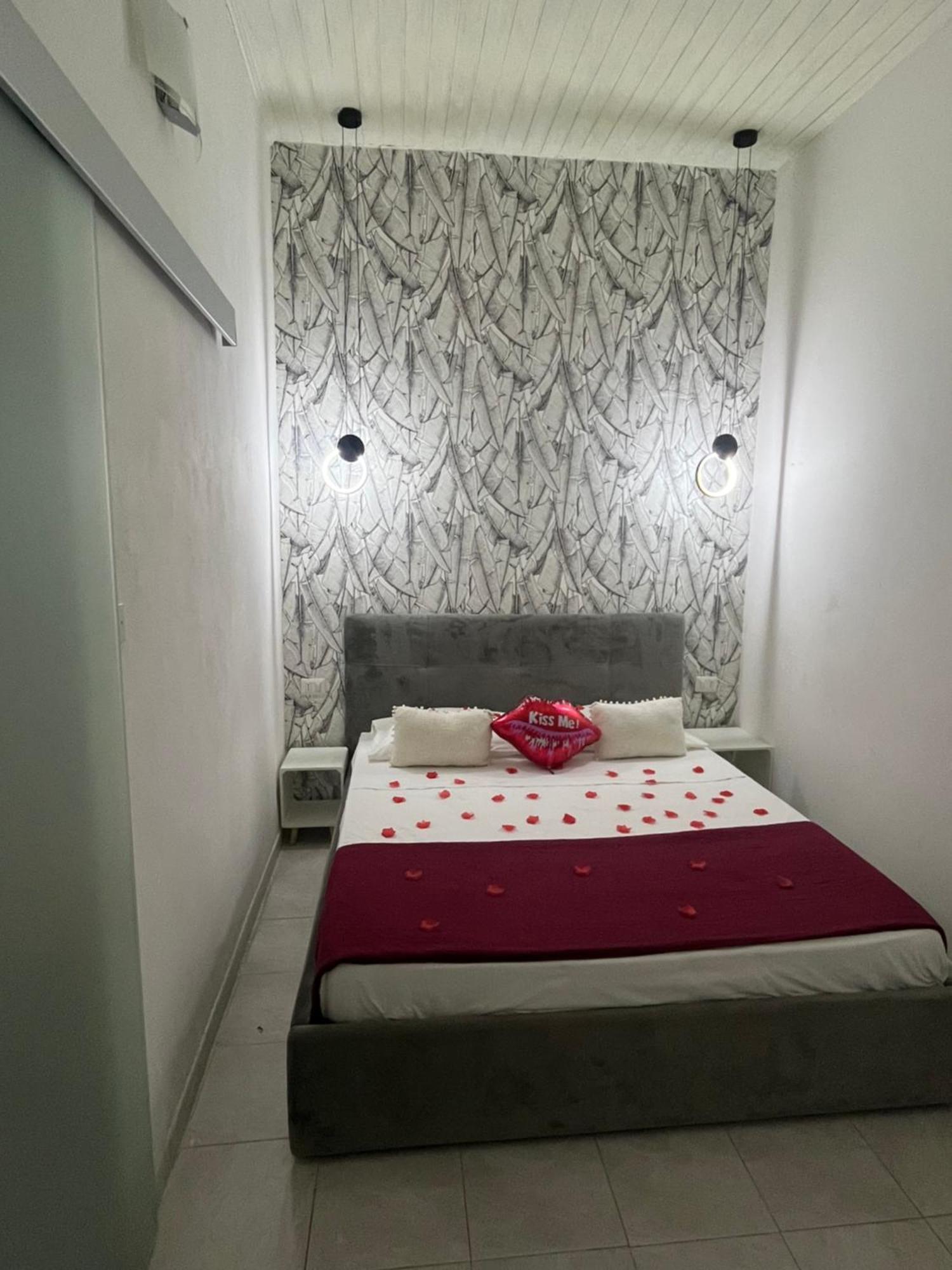 B&B Regina Rooms Авола Екстер'єр фото