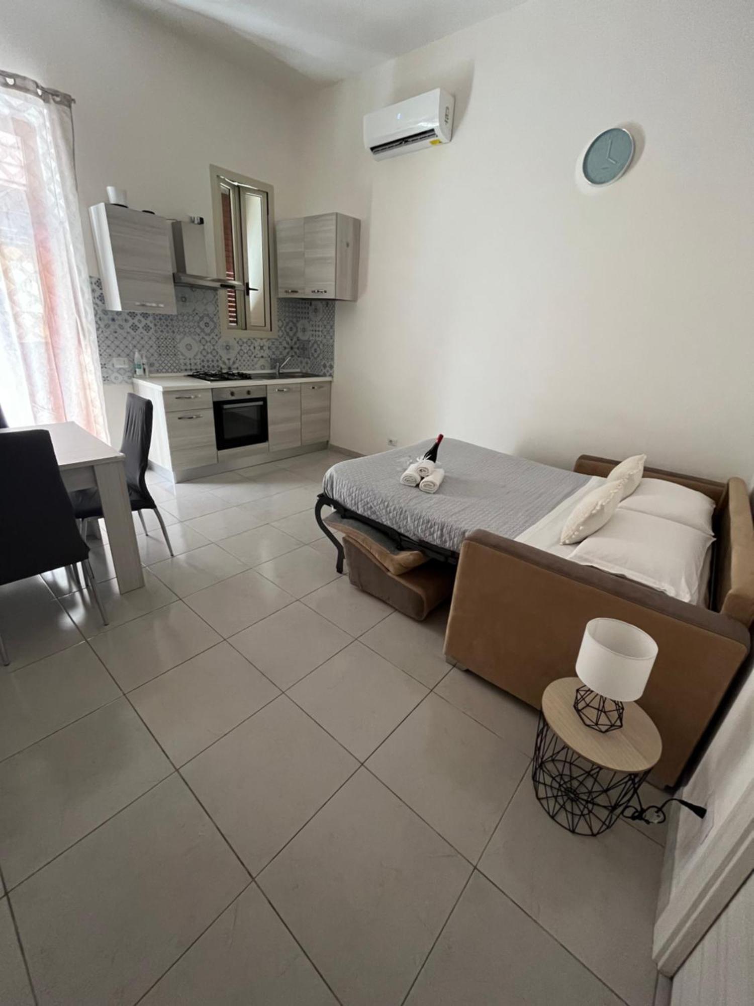 B&B Regina Rooms Авола Екстер'єр фото