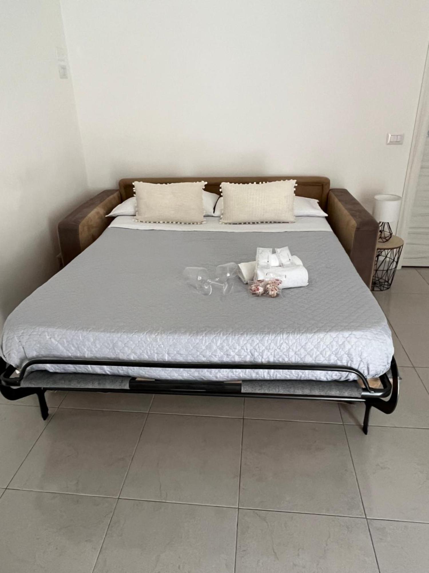 B&B Regina Rooms Авола Екстер'єр фото