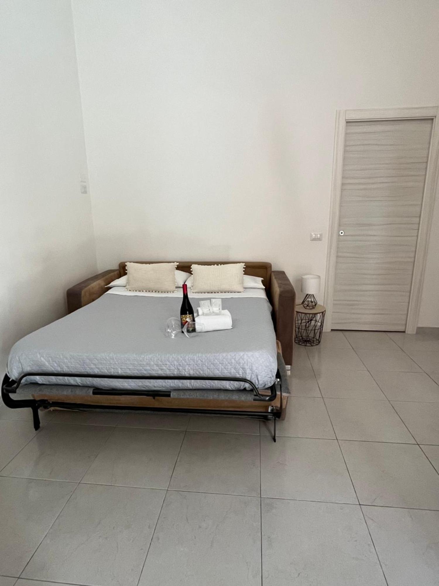 B&B Regina Rooms Авола Екстер'єр фото